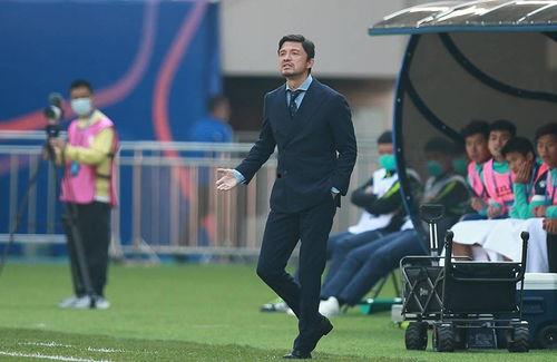 网友爆料李铁吹头发视频,铁子发际线守护者  第3张